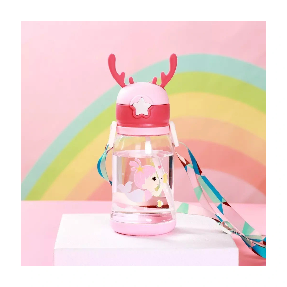 Garrafa De Água Infantil Criança Portátil Com Canudo Desenho Multicolorido 600ml